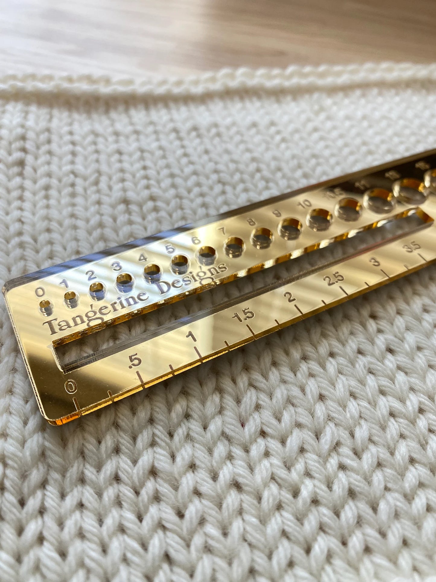 Knitter's Gauge/Ruler/Swatch Tool