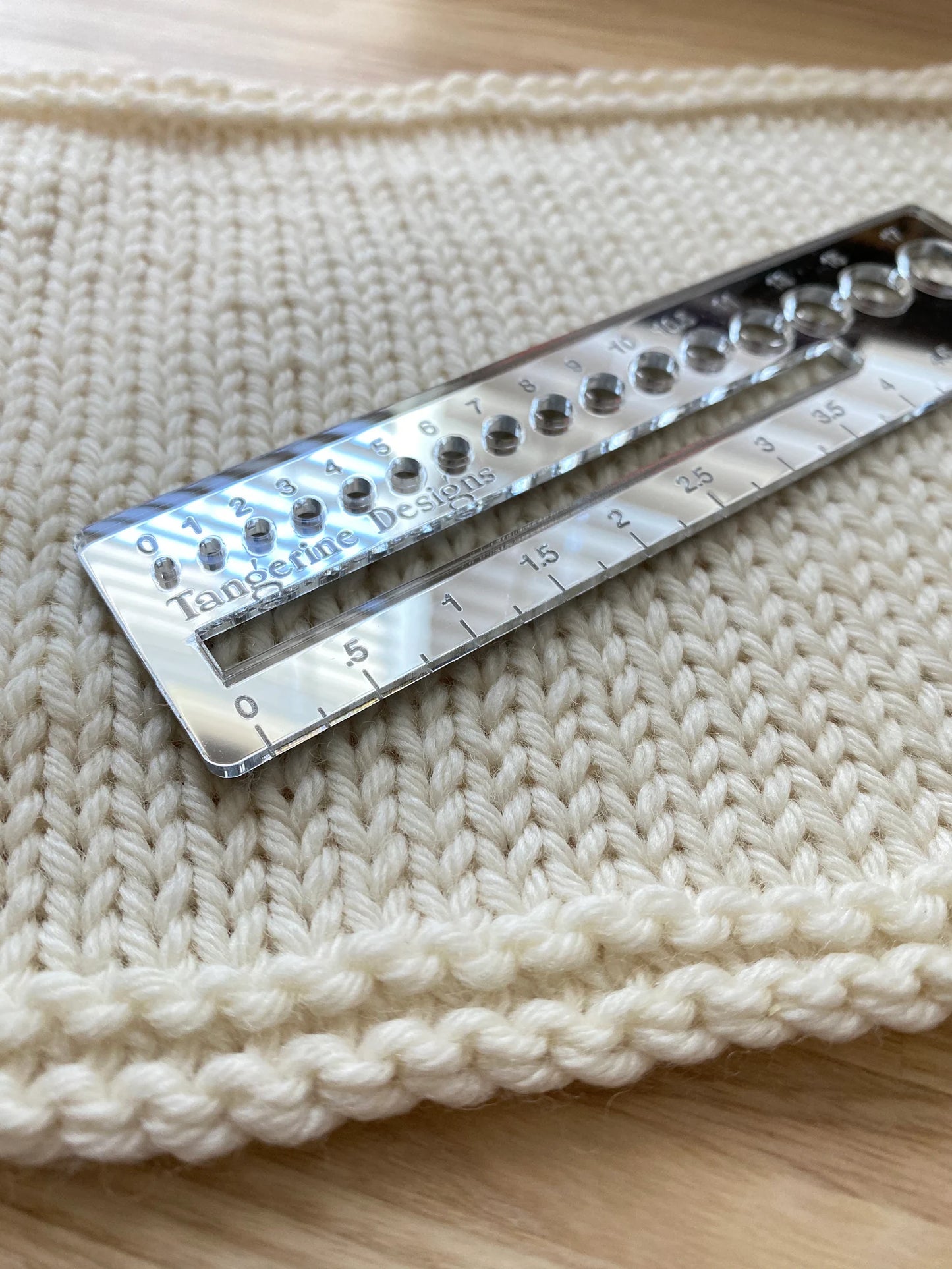 Knitter's Gauge/Ruler/Swatch Tool