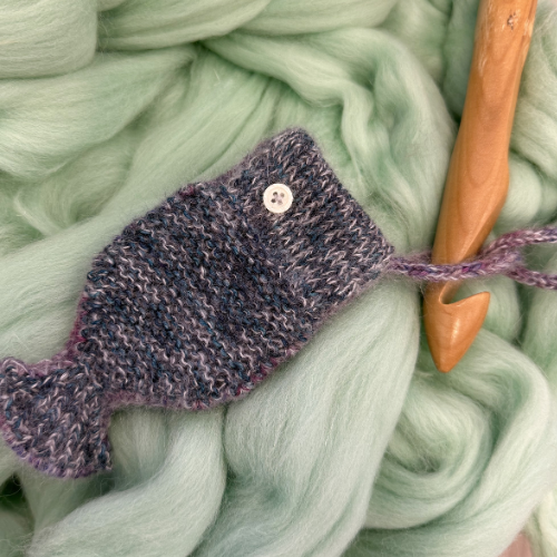 Go Fish! Knitted Pouch Class