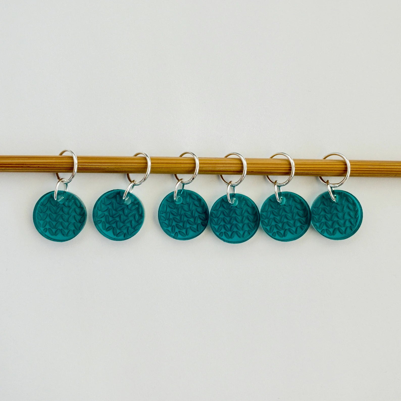 Knit Stitch Markers, Soldered Ring Marker, Set of 6 - YarnCom